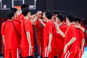 ：男篮21日热身赛vs手澳大利亚阵容多是年轻人 超新星在列_免费直播入口_全场录像回放