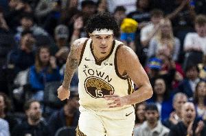 NBA独行侠VS雄鹿直播_高清无插件观看入口