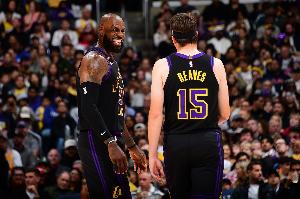 球神NBA火车上看_在线免费直播_全场录像_赛事动态