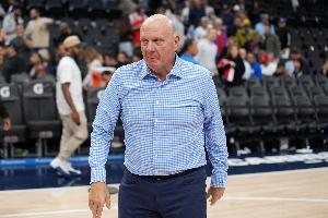 NBA选秀大会：快船保留57号签 选中纳尔西斯·恩戈伊-97