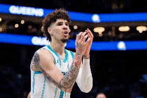 NBA篮网vs雄鹿_在线免费直播_全场录像_赛事动态
