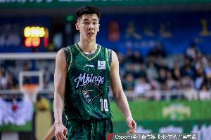 今日虽不能出战国家队 但征战NBA夏联vs郭昊文来说是提升自己的好机会直播_免费在线免费观看