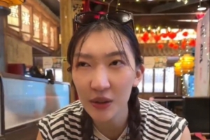 最新劲球冰球高清直播_无插件免费在线观看