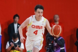 赵继伟：我们VS霍金森该做的都做了 但确实防不下来直播_免费在线观看_比赛视频回放