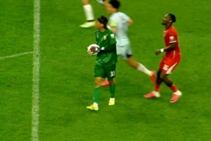 8轮不败！广西恒宸3-1逆转大连鲲城 姆博梅开二度拉普辛造两球