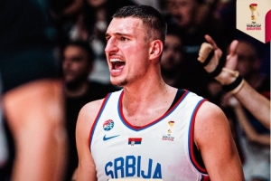 免费观看天天_nba_cba_足球...直播_无插件在线免费观看